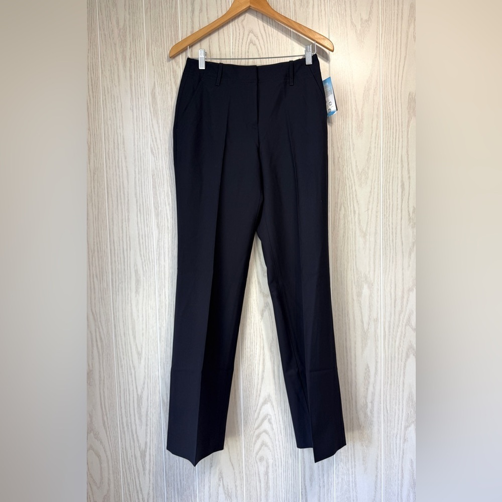 Doc & Amelia Classic Fit Straight Leg Pants Black Size 4 NWT